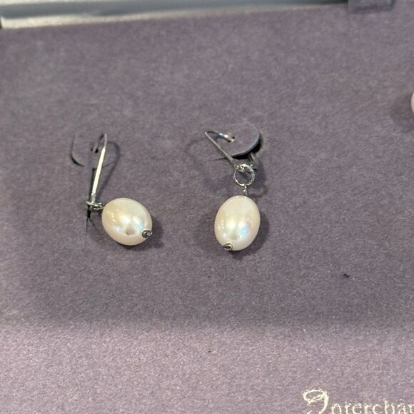 Fresh water pearls Interchangeable Sterling Silver Pearl Earrings Set - Picture 5 of 11